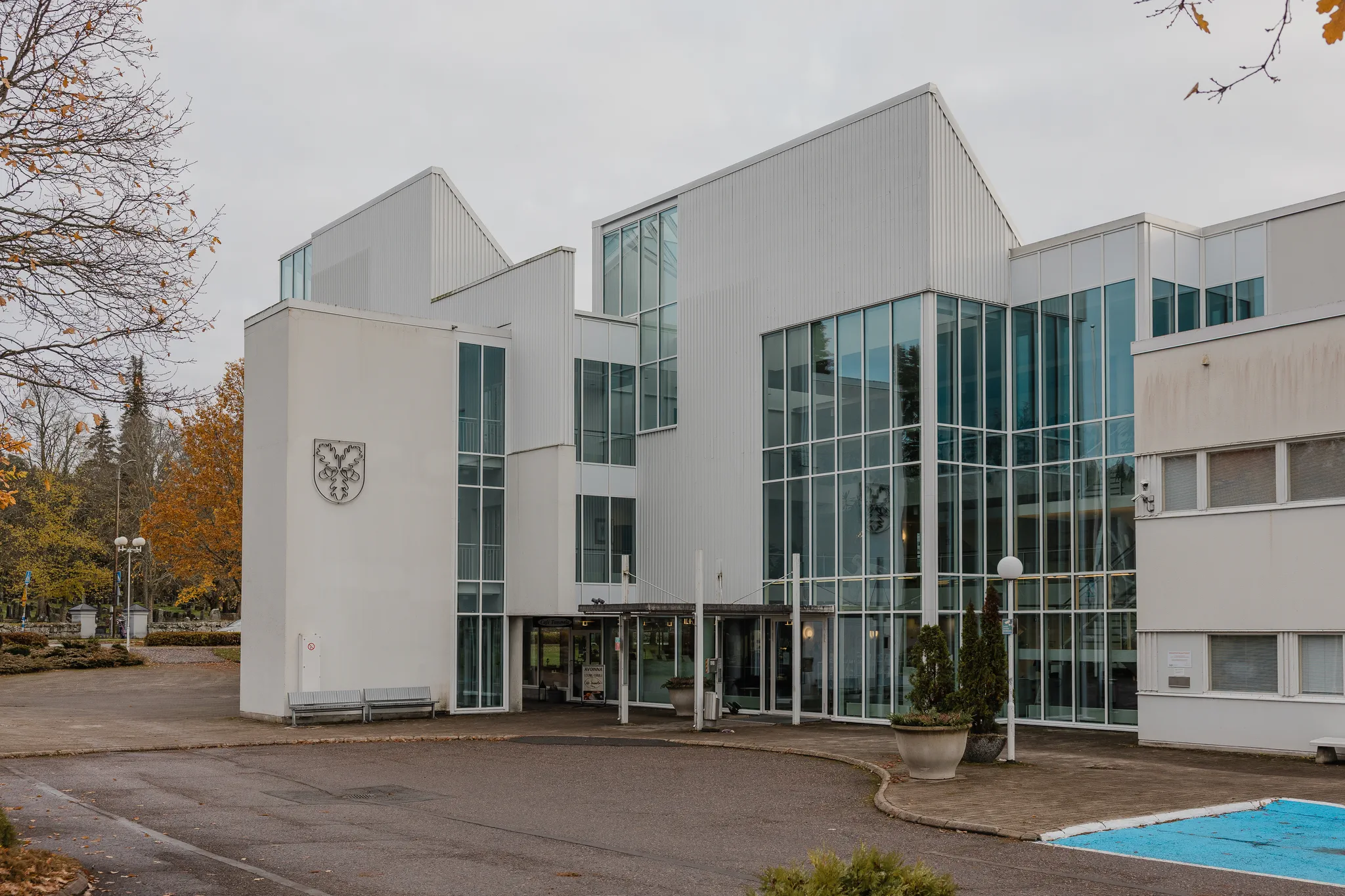 Nordicin alumiiniratkaisuja Tammelan kunnantalossa